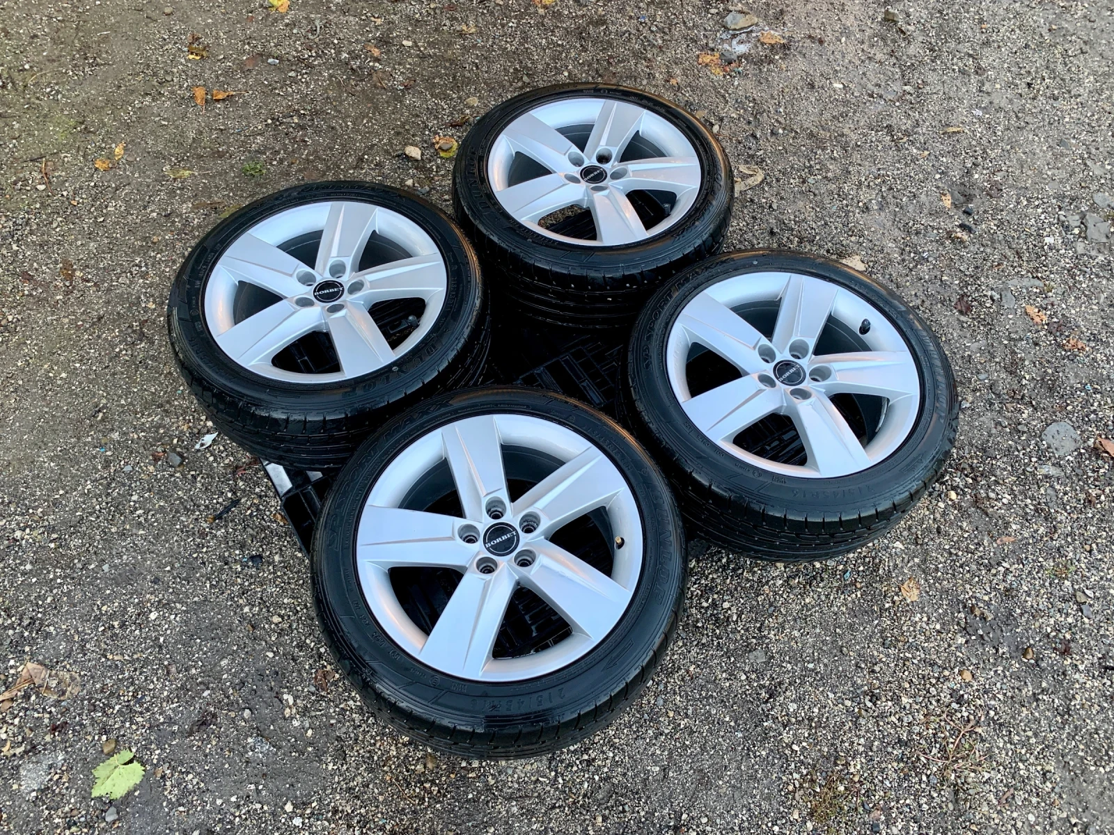    215/45R16  Skoda Fabia | Mobile.bg   2