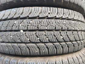 Гуми Зимни 215/65R16, снимка 2 - Гуми и джанти - 48981483