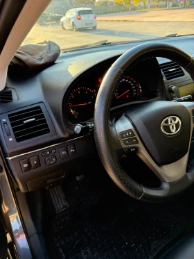 Toyota Avensis 2.2 D4D, снимка 7