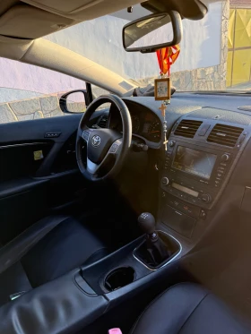 Toyota Avensis 2.2 D4D, снимка 11