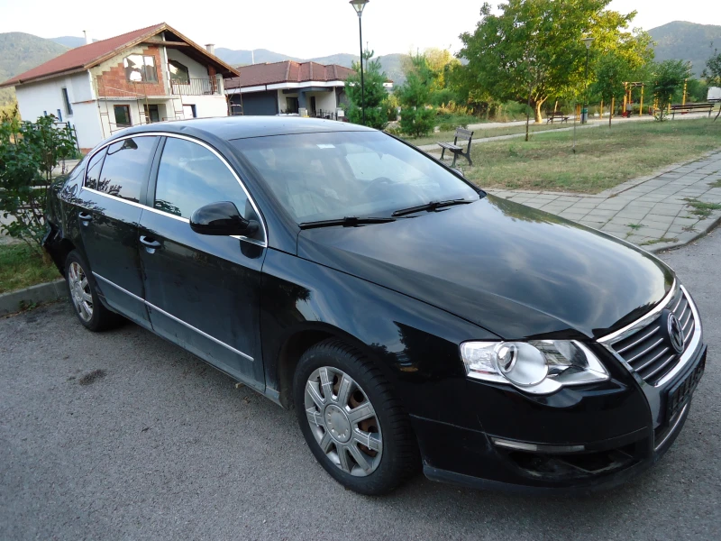 VW Passat, снимка 7 - Автомобили и джипове - 47086161