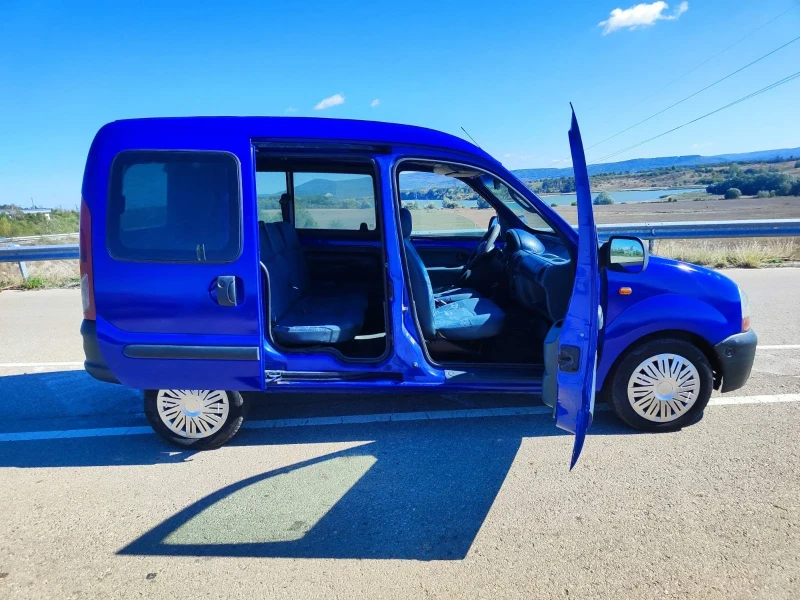 Renault Kangoo 1.4 газ/бензин, снимка 8 - Автомобили и джипове - 47496048