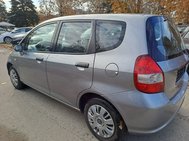 Honda Jazz, снимка 4 - Автомобили и джипове - 48218546