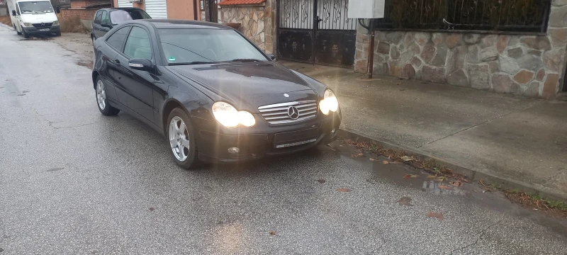 Mercedes-Benz C 180 C180 kompressor , снимка 4 - Автомобили и джипове - 48520282