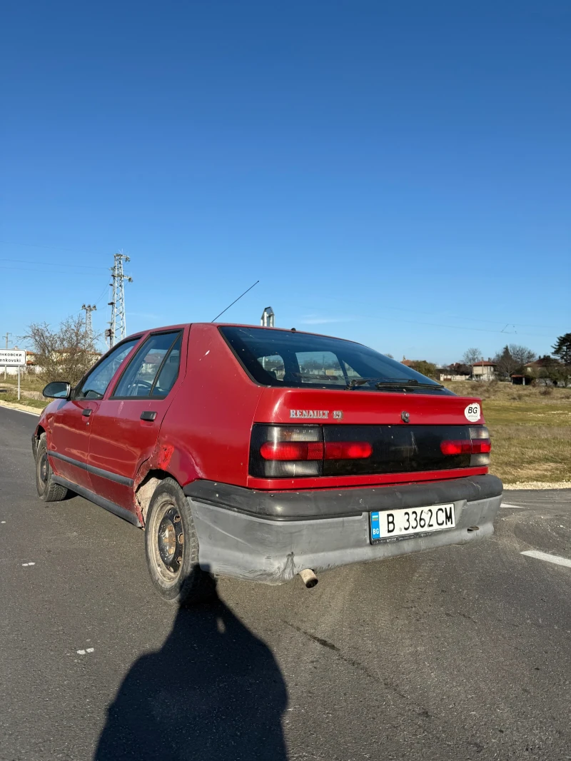 Renault 19 1.8 Бензин Всичко платено, снимка 5 - Автомобили и джипове - 49208039