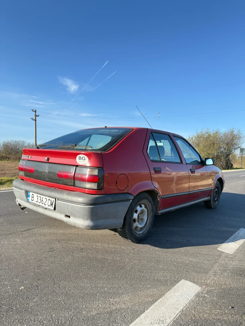 Renault 19 1.8 Бензин Всичко платено, снимка 3 - Автомобили и джипове - 49208039