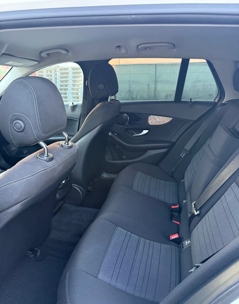 Mercedes-Benz C 220 2.2 CDI, снимка 10 - Автомобили и джипове - 51909407