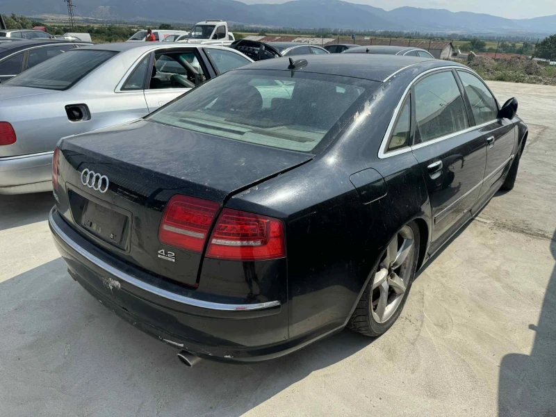Audi A8 4.2, снимка 3 - Автомобили и джипове - 51180845