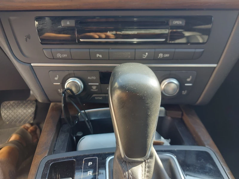 Audi A7, снимка 9 - Автомобили и джипове - 52872495