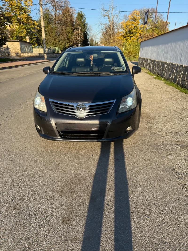 Toyota Avensis 2.2 D4D, снимка 5 - Автомобили и джипове - 52423273