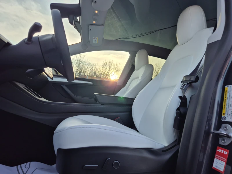 Tesla Model Y Long range Dual motor , снимка 8 - Автомобили и джипове - 52815572