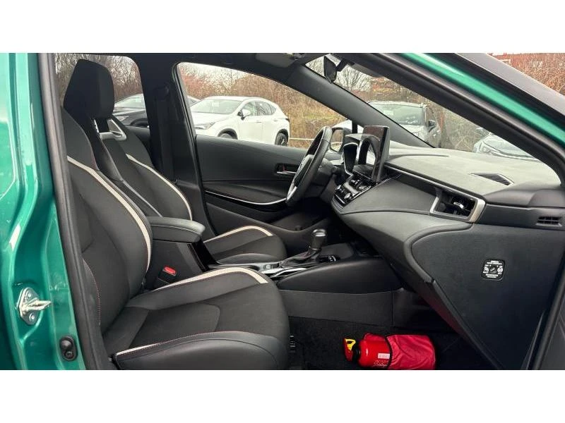 Toyota Corolla TS 1.8HSD GR SPORT, снимка 6 - Автомобили и джипове - 53001371