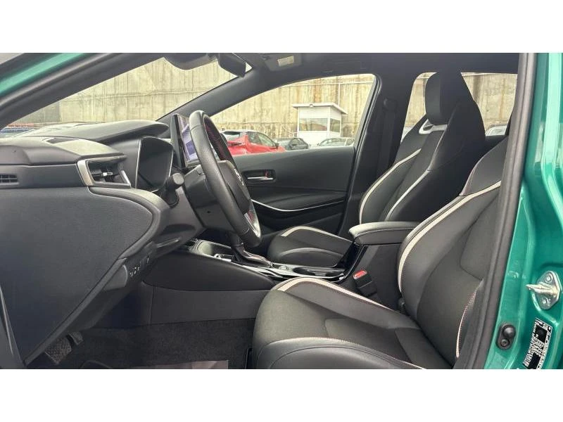 Toyota Corolla TS 1.8HSD GR SPORT, снимка 12 - Автомобили и джипове - 53001371