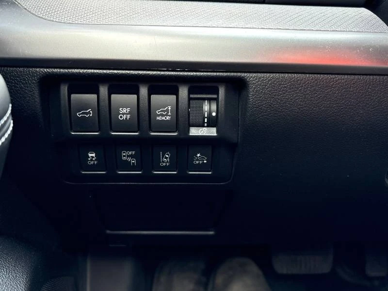 Subaru Outback * TECH PKG * ДИСТРОНИК * 2 КЛЮЧА * МЪРТВА ТОЧКА, снимка 14 - Автомобили и джипове - 54894416