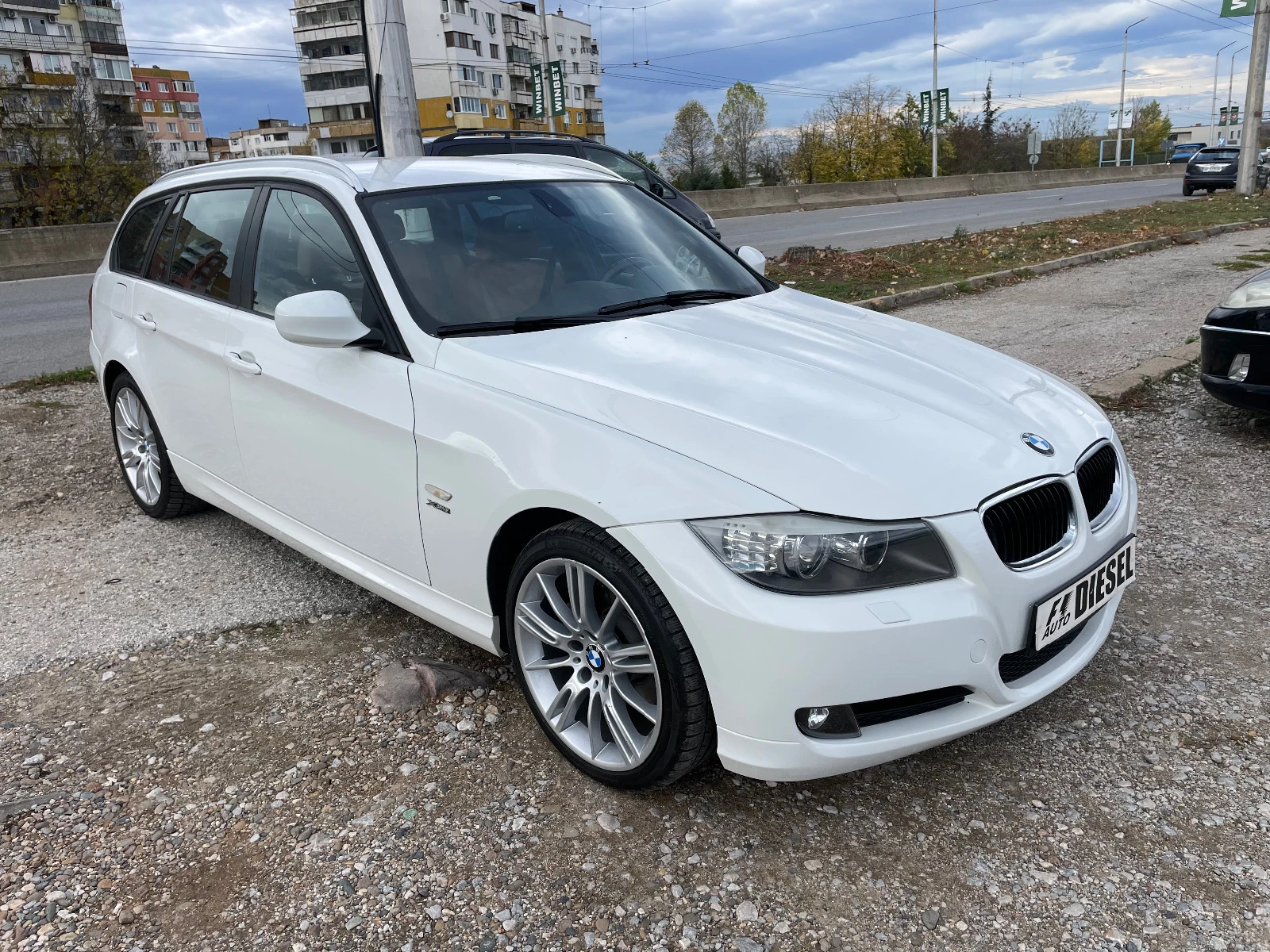 BMW 320 X-DRIVE-AVTOMAT-FEIS - изображение 3