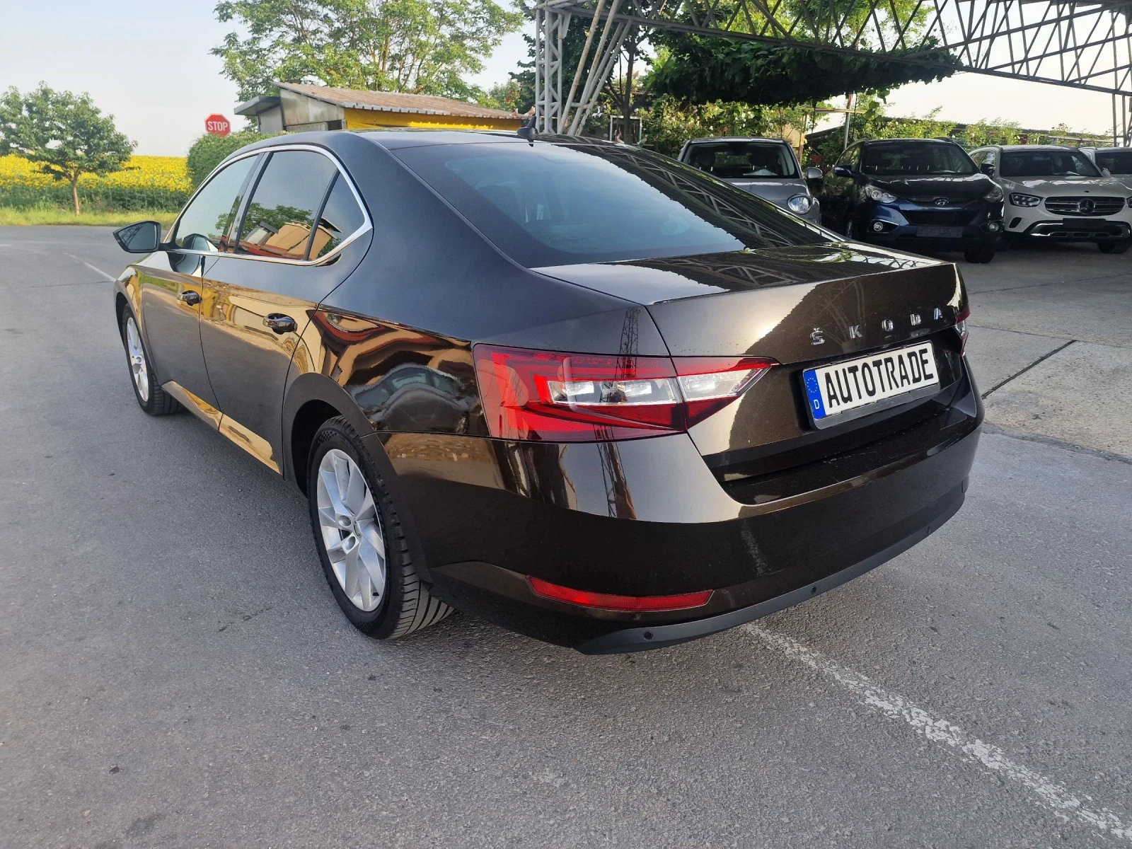 Skoda Superb  - изображение 4