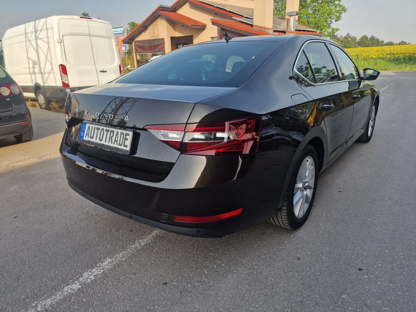 Skoda Superb  - изображение 2