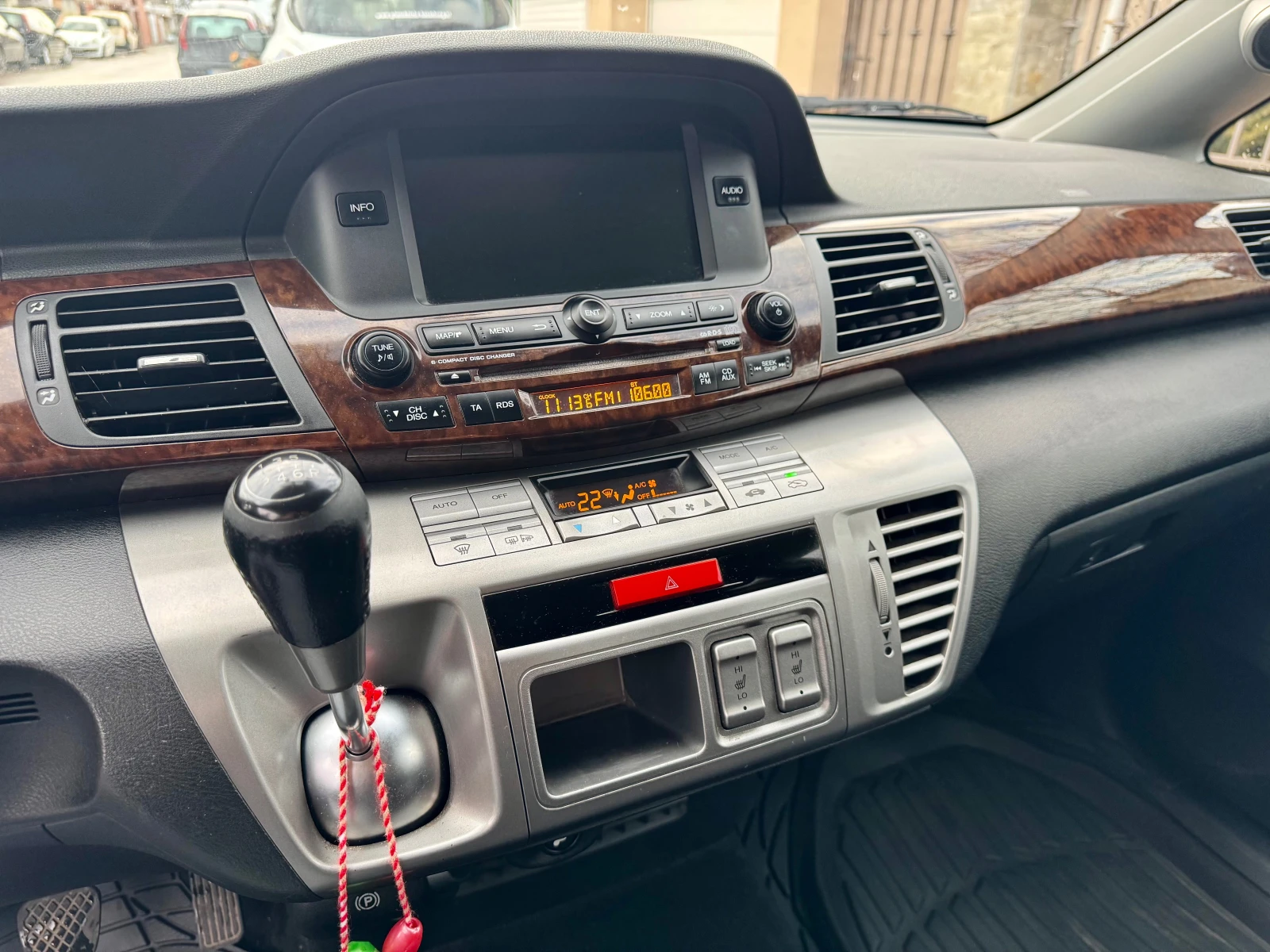 Honda Fr-v  - изображение 8