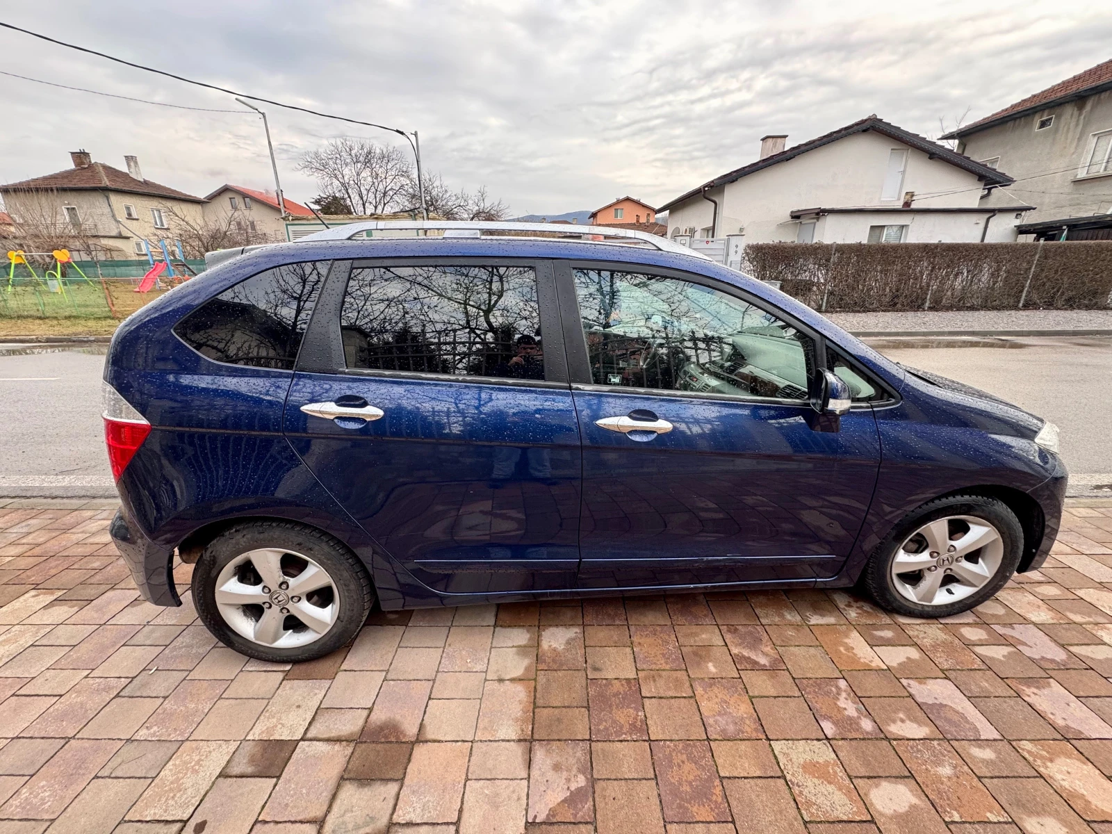 Honda Fr-v  - изображение 5