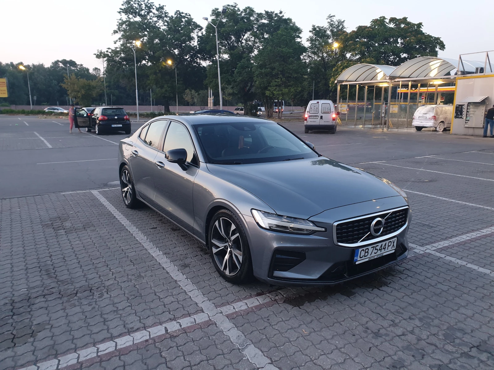 Volvo S60 T5R.    10/2026 | Mobile.bg   1