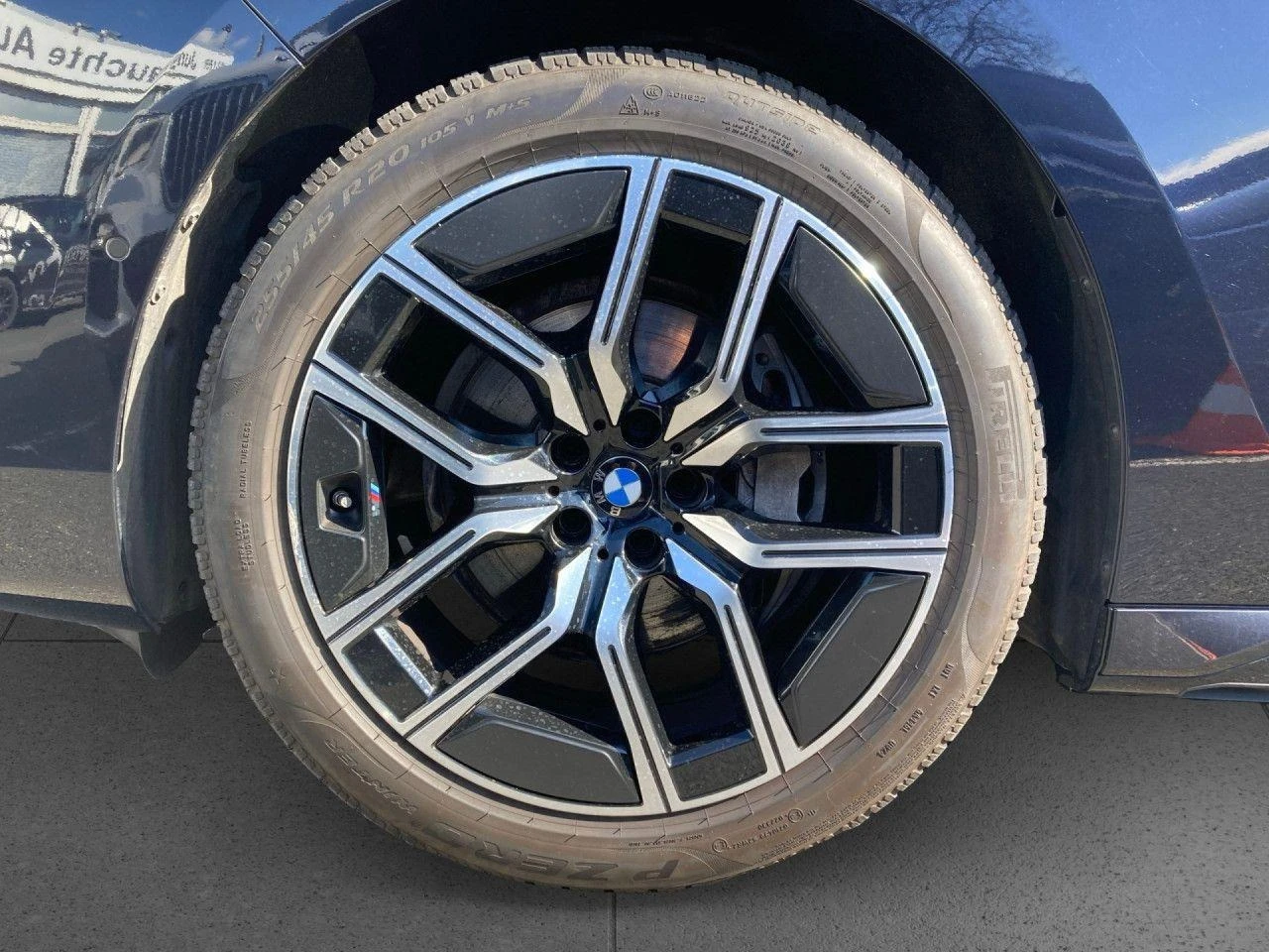 BMW 740 d/ xDrive/ M-SPORT/ B&W/ HEAD UP/ SKY LOUNGE/ LED/ - изображение 7