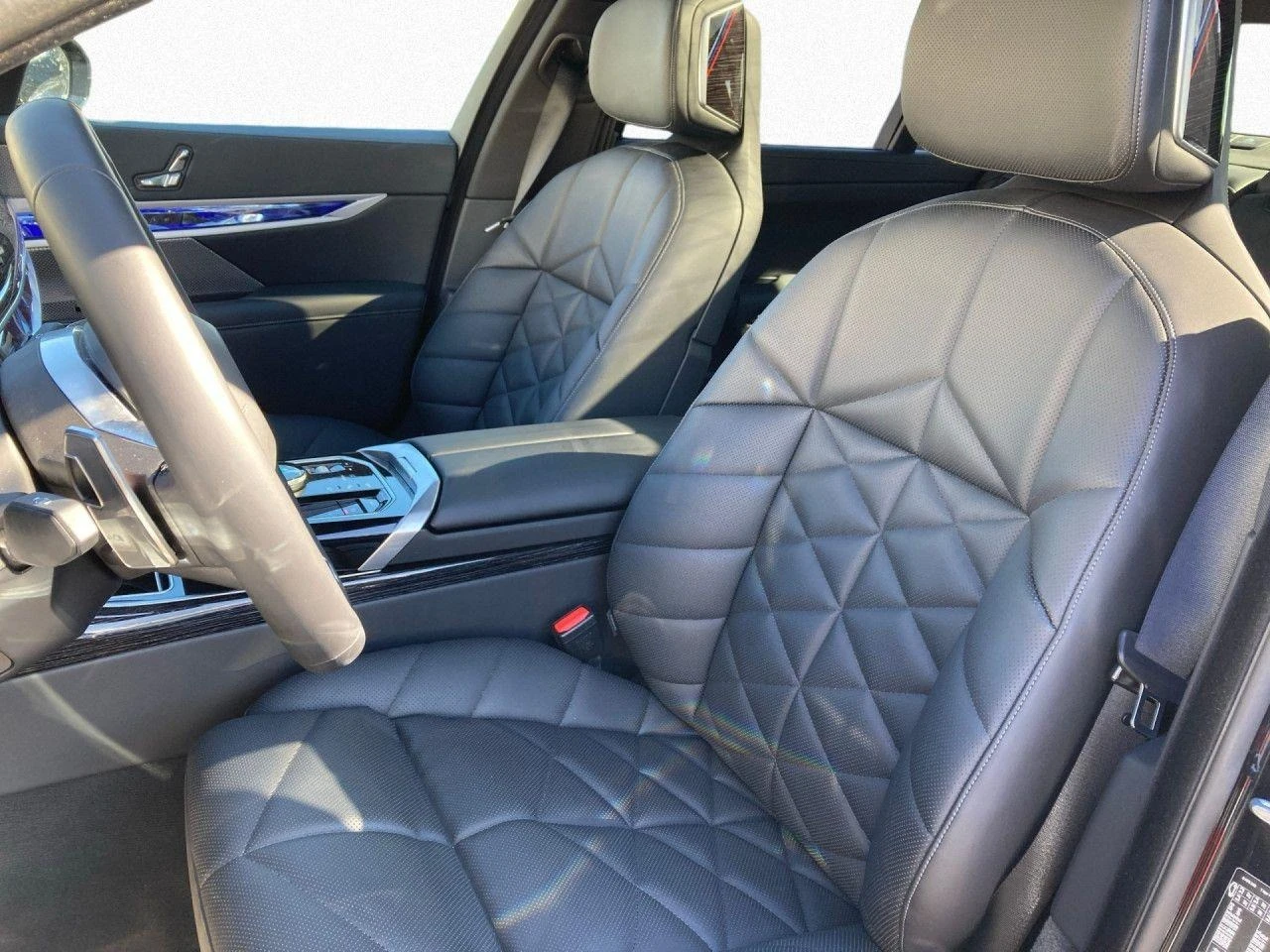 BMW 740 d/ xDrive/ M-SPORT/ B&W/ HEAD UP/ SKY LOUNGE/ LED/ - изображение 8