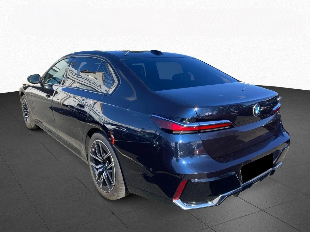 BMW 740 d/ xDrive/ M-SPORT/ B&W/ HEAD UP/ SKY LOUNGE/ LED/ - изображение 4