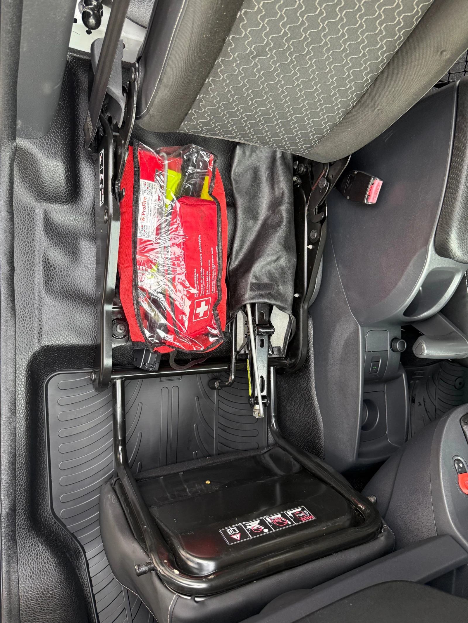 Renault Kangoo 1, 5 dCi  | Mobile.bg   12