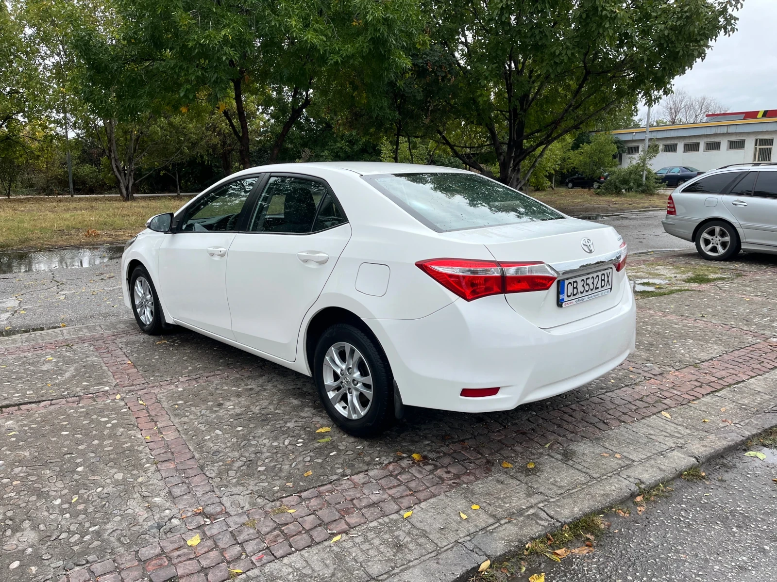 Toyota Corolla 1.4 90 | Mobile.bg   17