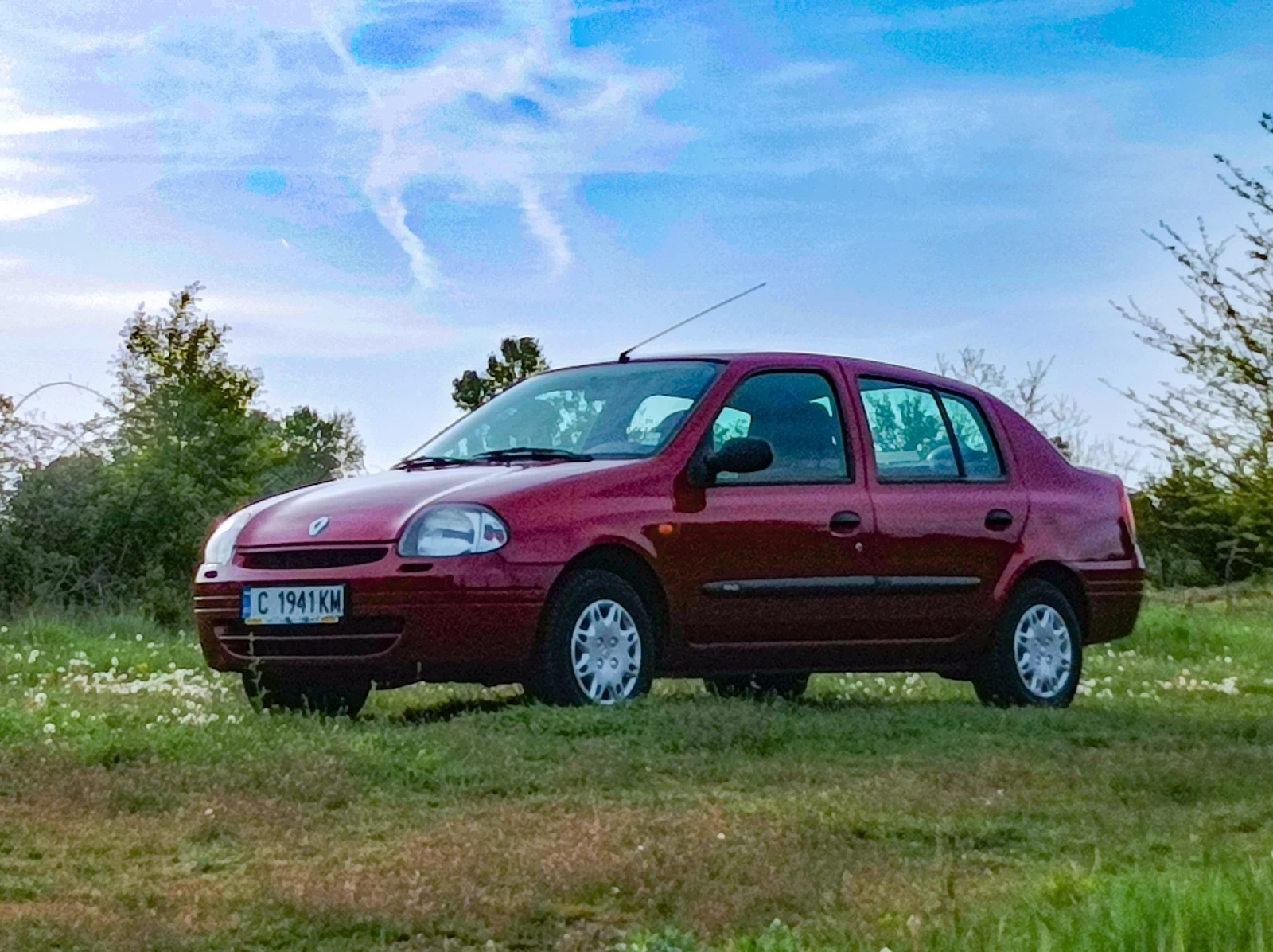 Renault Clio  - изображение 2