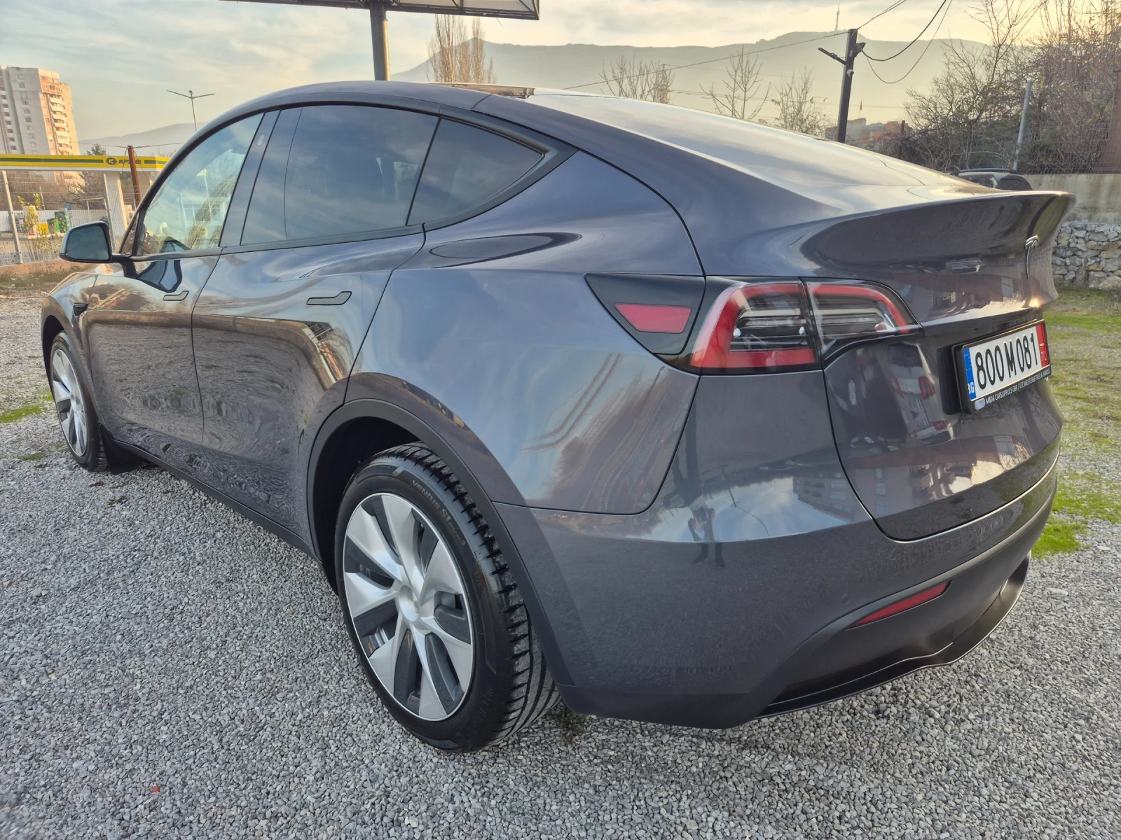 Tesla Model Y Long range Dual motor  - изображение 7