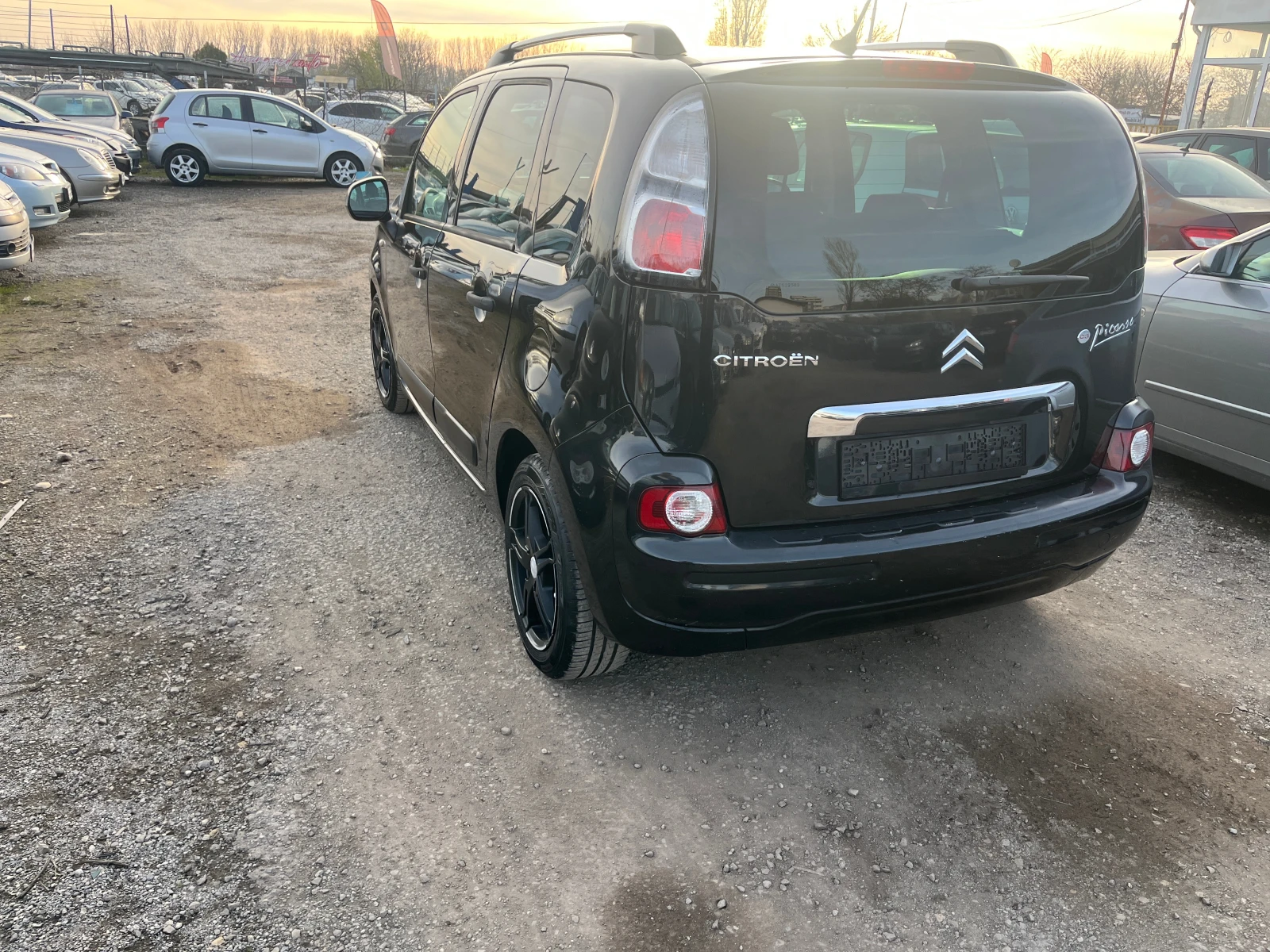 Citroen C3 Picasso 1.6HDI 90К.С - изображение 5