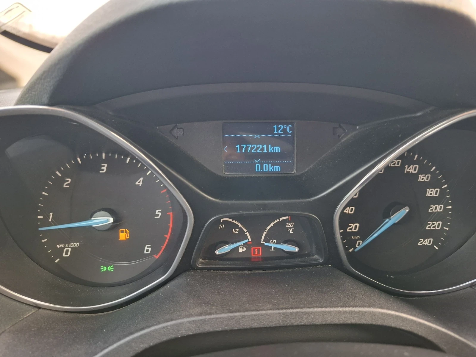 Ford Grand C-Max 1.6 d 7 mesten - изображение 8