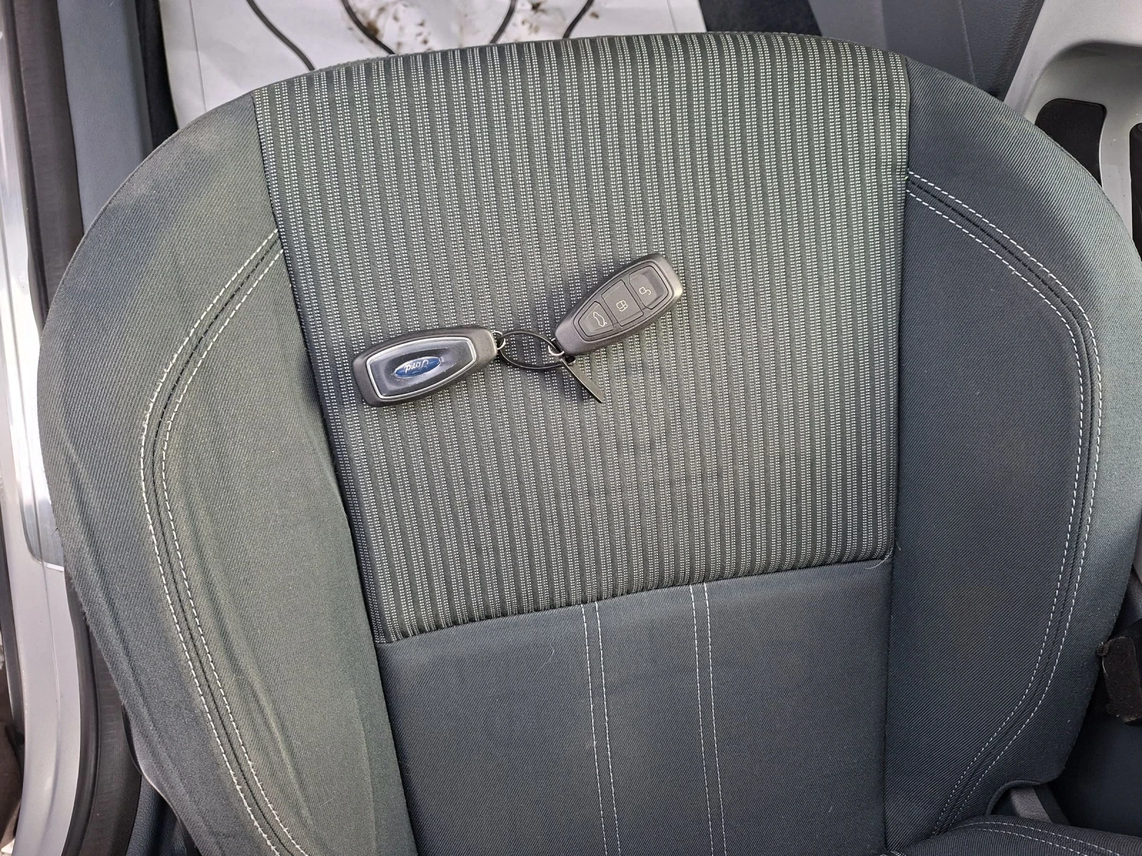 Ford Grand C-Max 1.6 d 7 mesten | Mobile.bg � ����������� 11