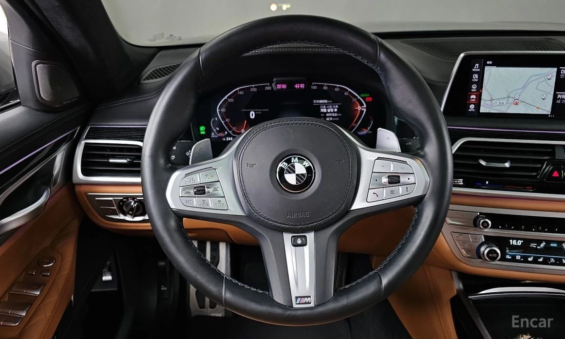 BMW 740, снимка 13 - Автомобили и джипове - 53836926