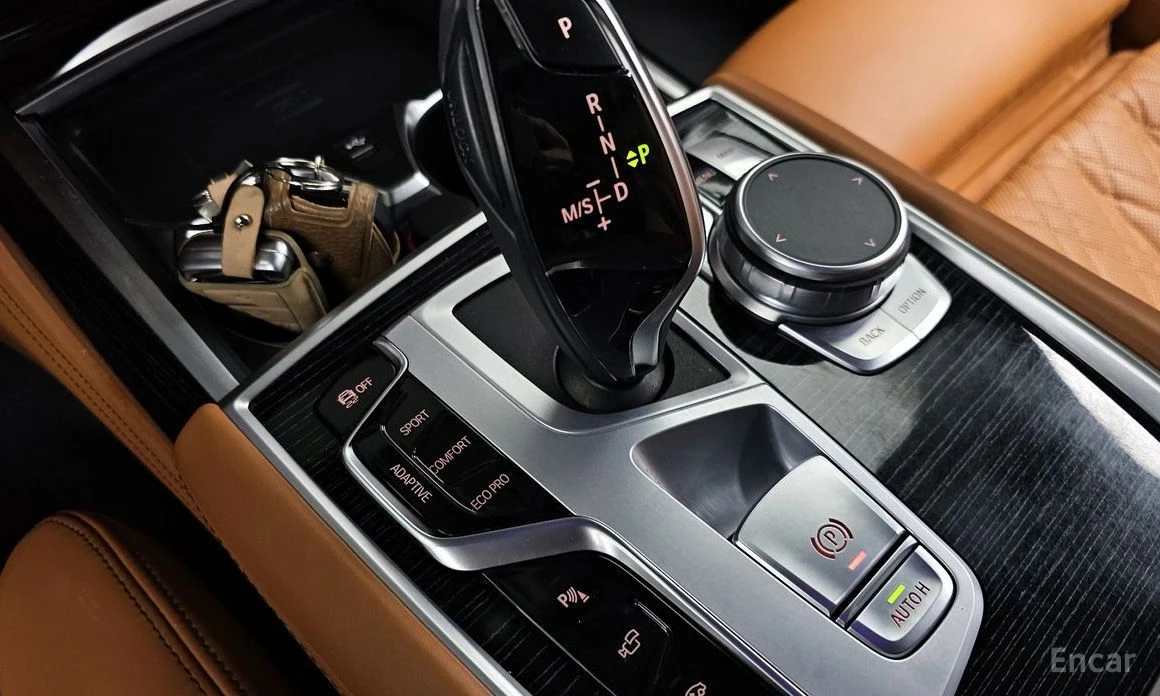 BMW 740, снимка 9 - Автомобили и джипове - 53836926