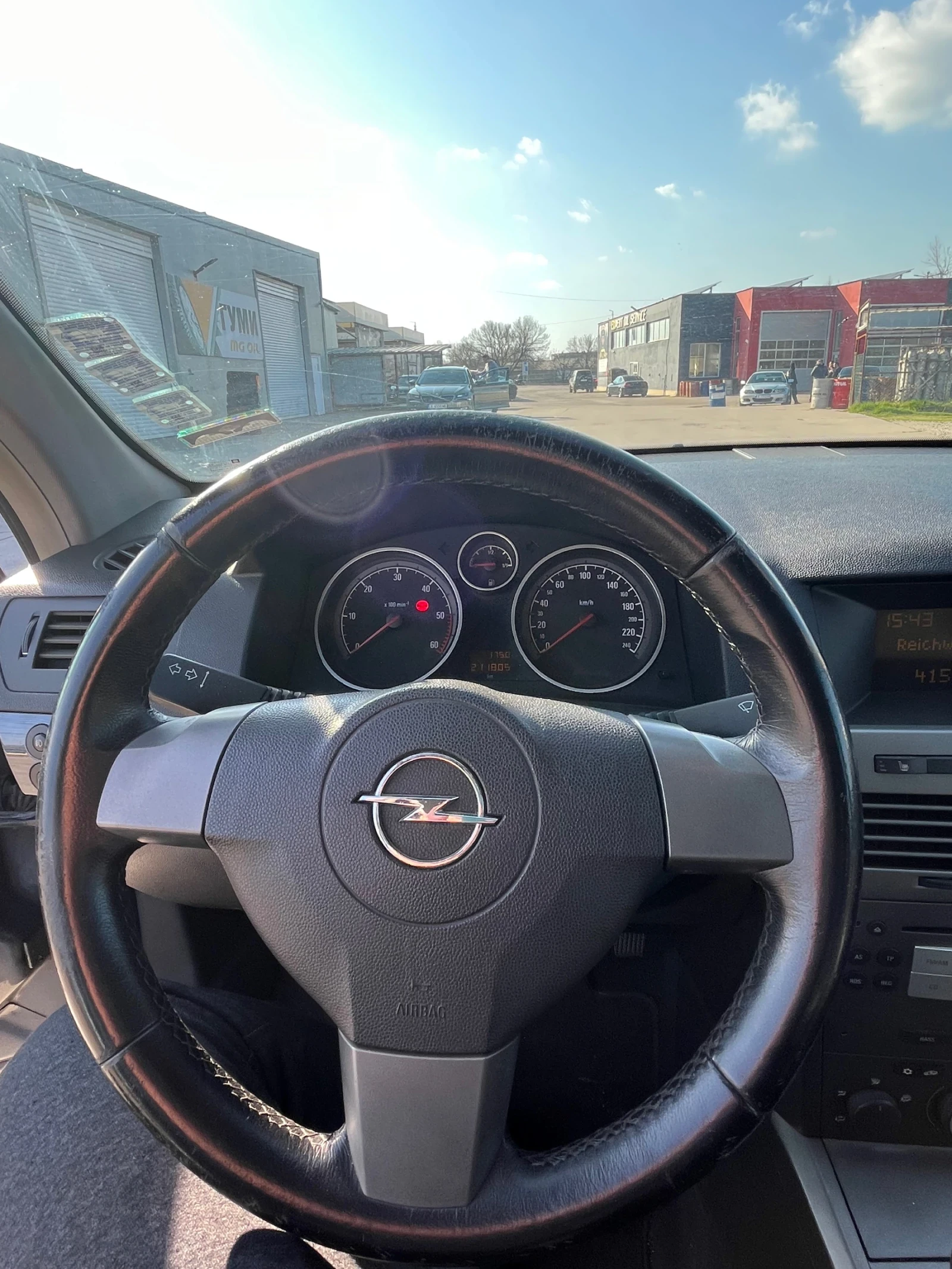 Opel Astra 1.7 cdti, снимка 7 - Автомобили и джипове - 53848105