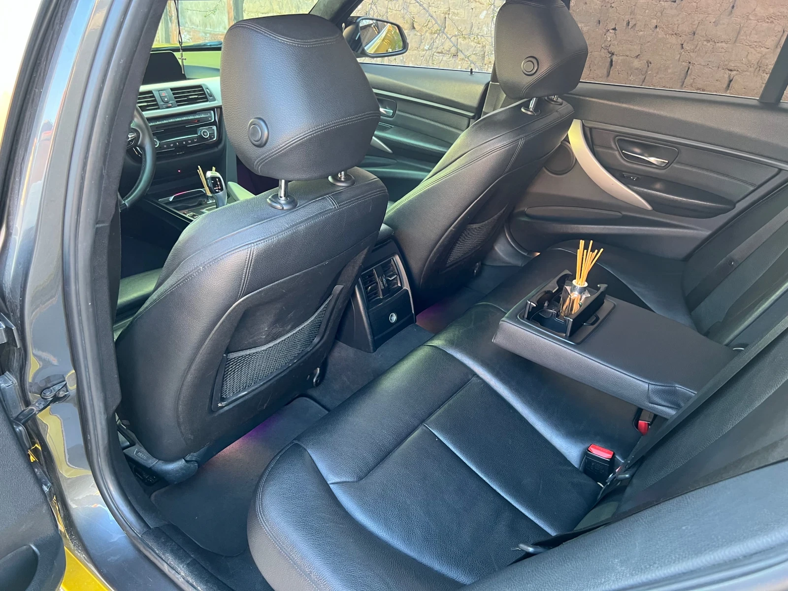 BMW 318 Сменени Вериги!, снимка 14 - Автомобили и джипове - 53853849