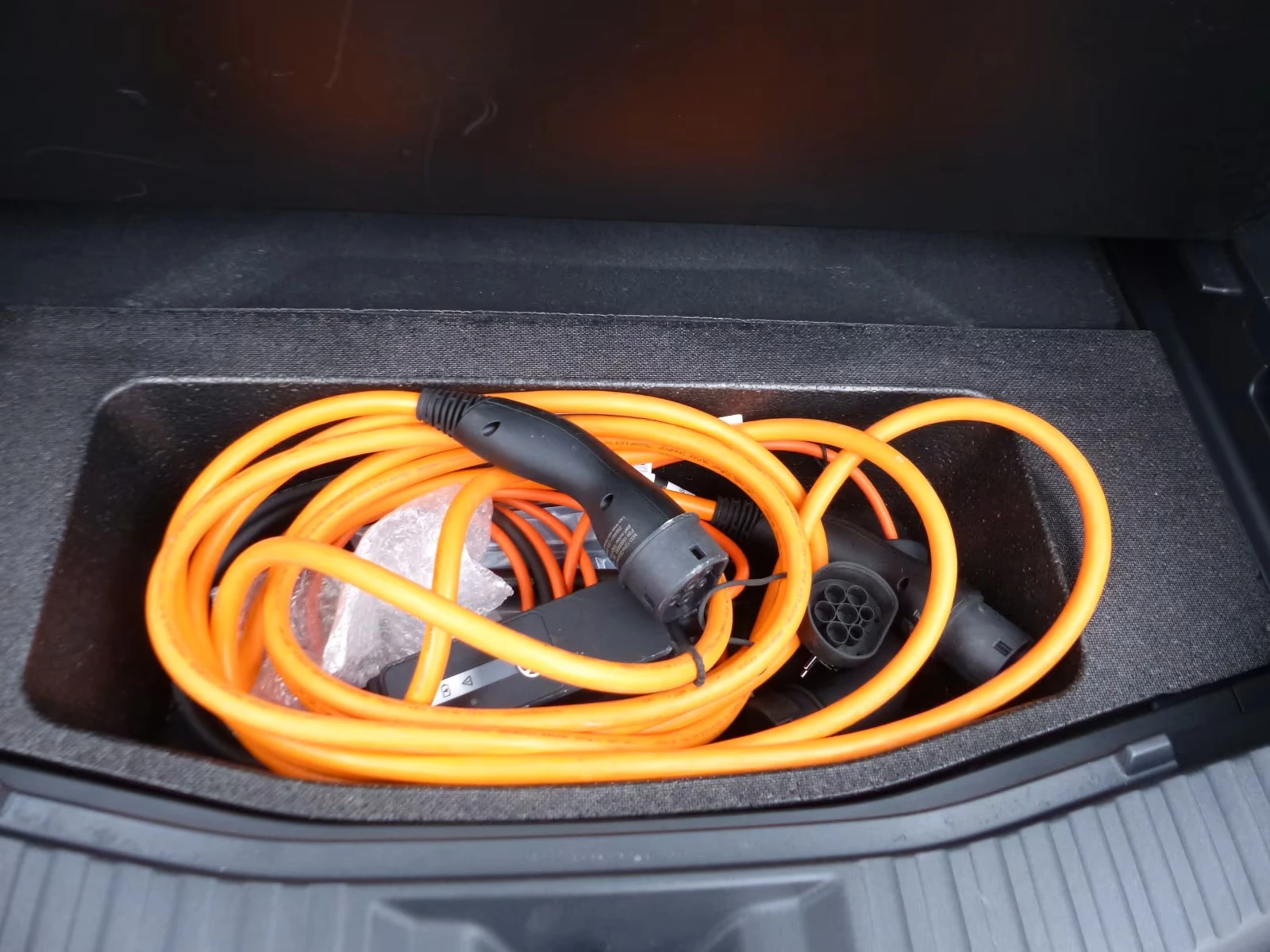 Toyota bZ4X Comfortpaket FWD/ NAVI / CAMERA/ | Mobile.bg � ����������� 9