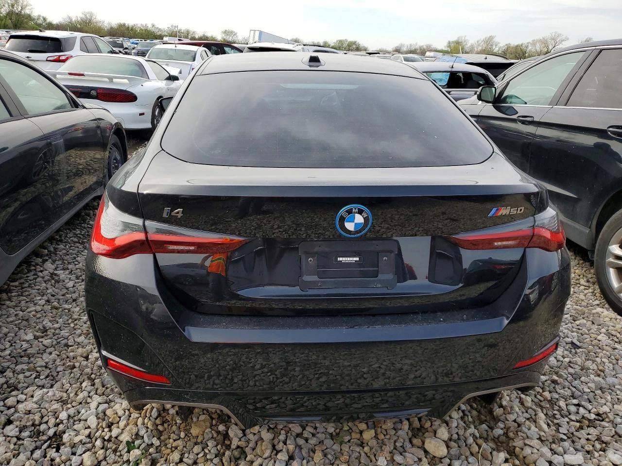 BMW i4 M50 Gran Coupe, снимка 6 - Автомобили и джипове - 54152759