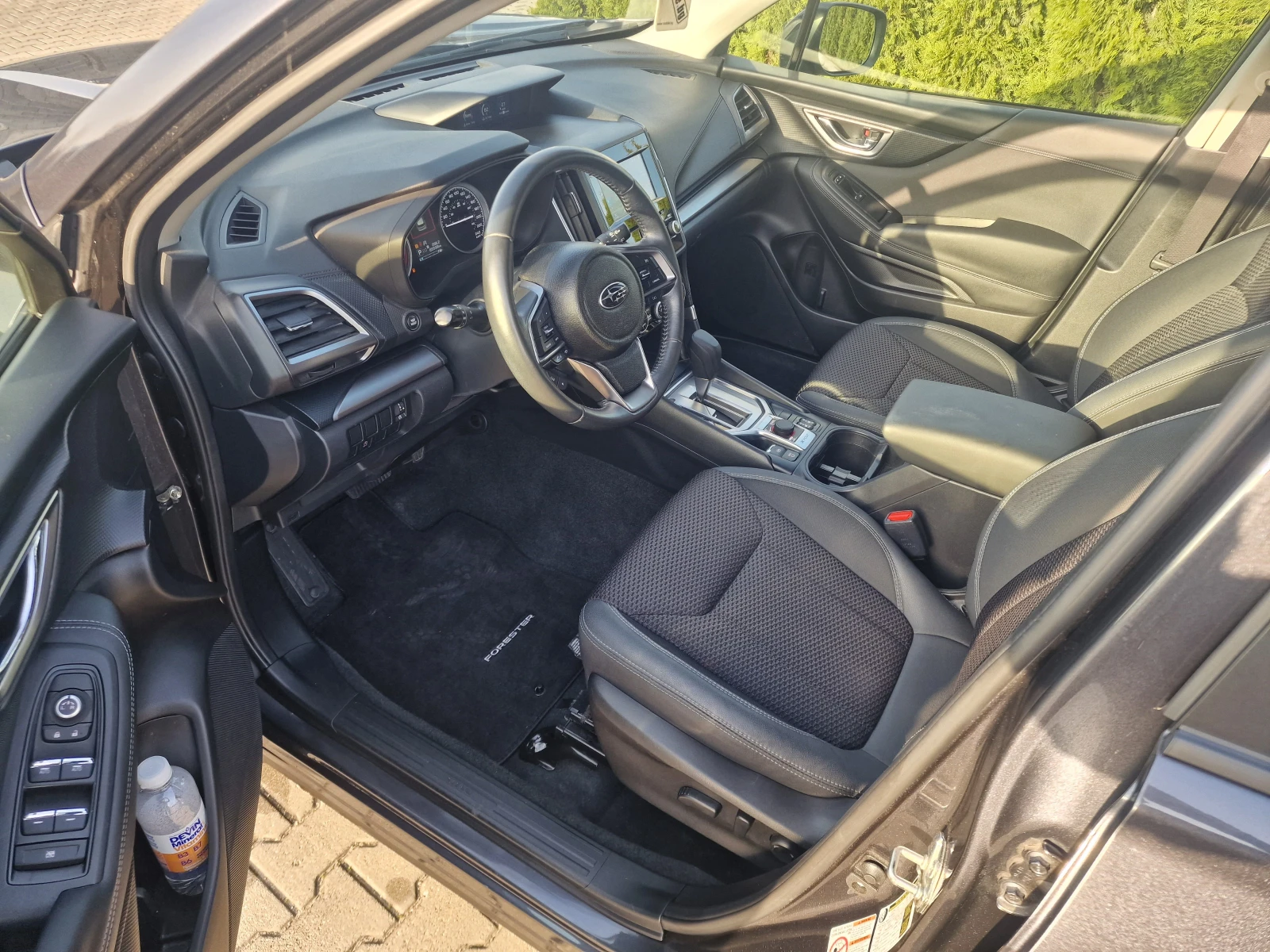 Subaru Forester 2.5i, снимка 10 - Автомобили и джипове - 54226259