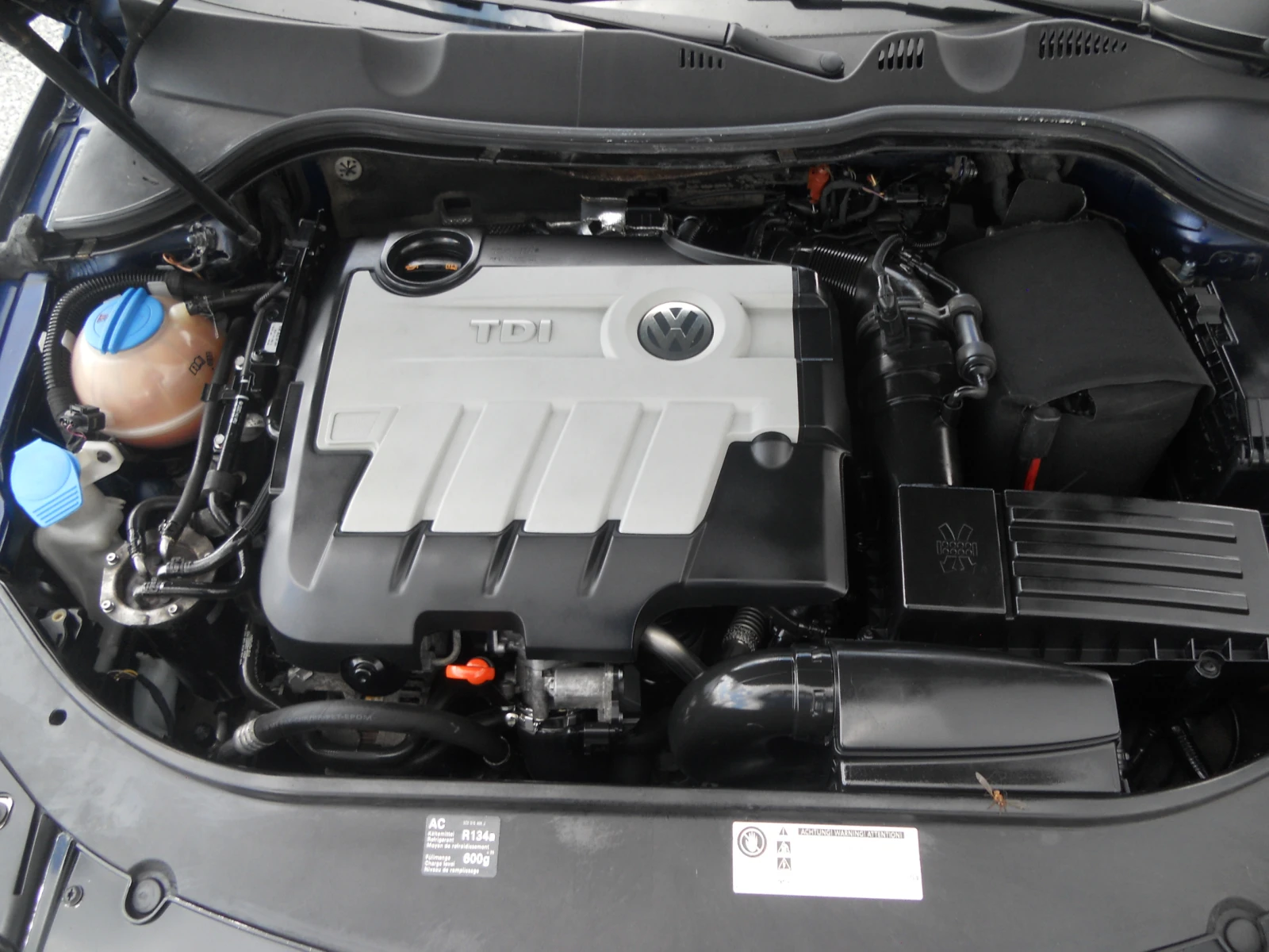 VW Passat 2.0TDI ЛИЗИНГ!! 140 КОНСКИ СИЛИ, снимка 13 - Автомобили и джипове - 54290161