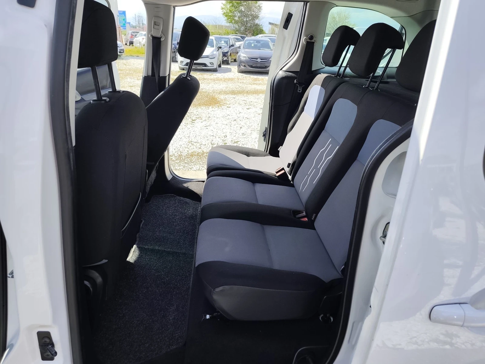 Peugeot Partner Tepee, снимка 8 - Автомобили и джипове - 54289995