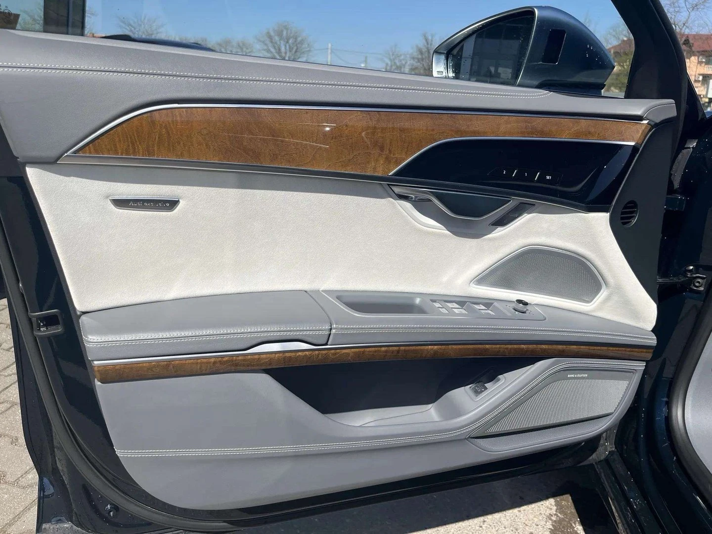 Audi A8 L 60 TFSI, снимка 5 - Автомобили и джипове - 54326741