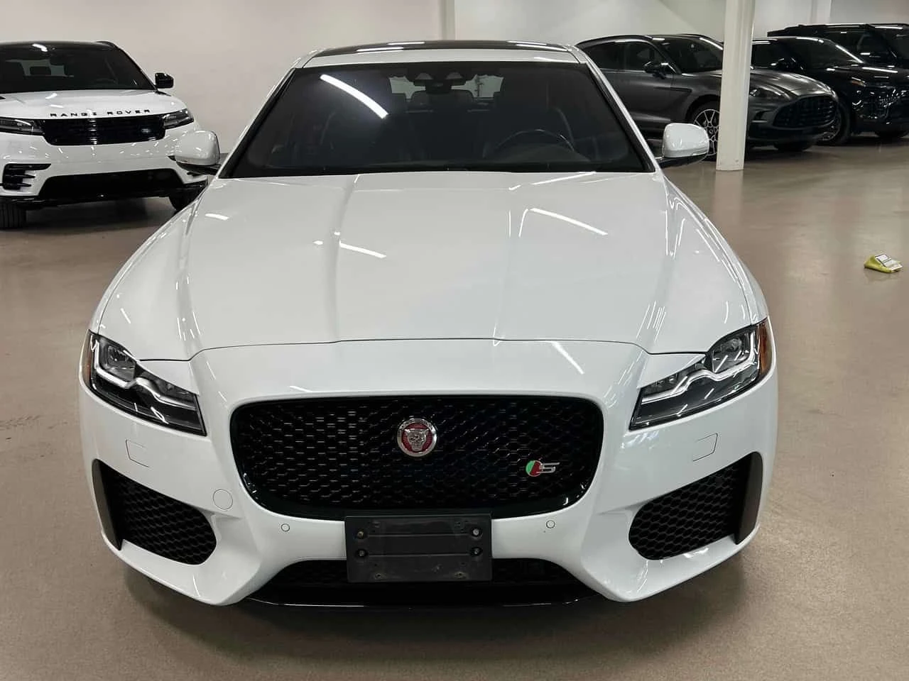 Jaguar Xf * S * CARFAX * ���� �� �� | Mobile.bg � ����������� 4