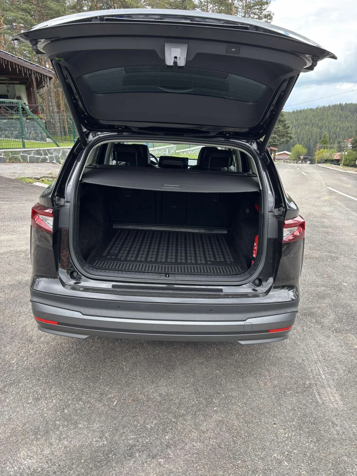 Skoda Enyaq 62кв, снимка 7 - Автомобили и джипове - 54661547