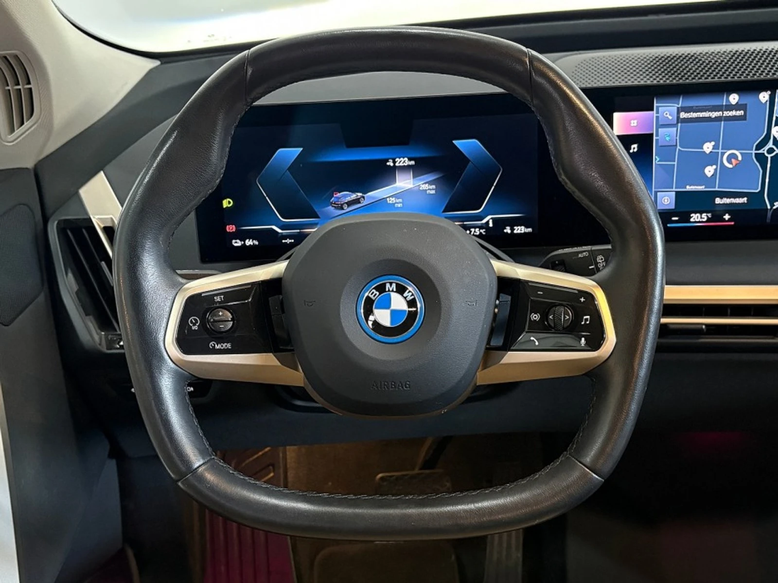 BMW iX 40 - xDrive 326 к.с. Европейска, снимка 17 - Автомобили и джипове - 55301166