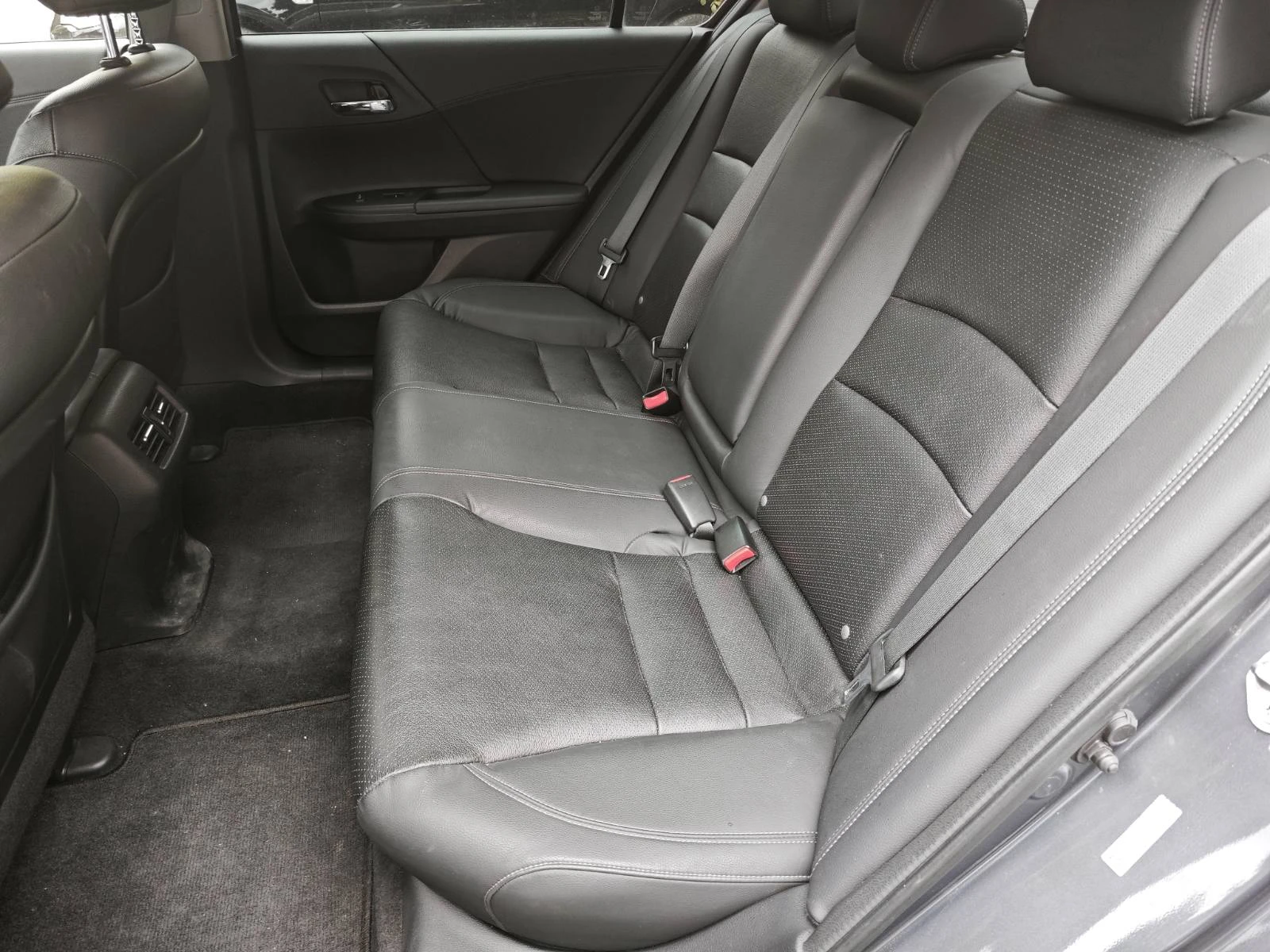 Honda Accord Touring, снимка 7 - Автомобили и джипове - 55330714