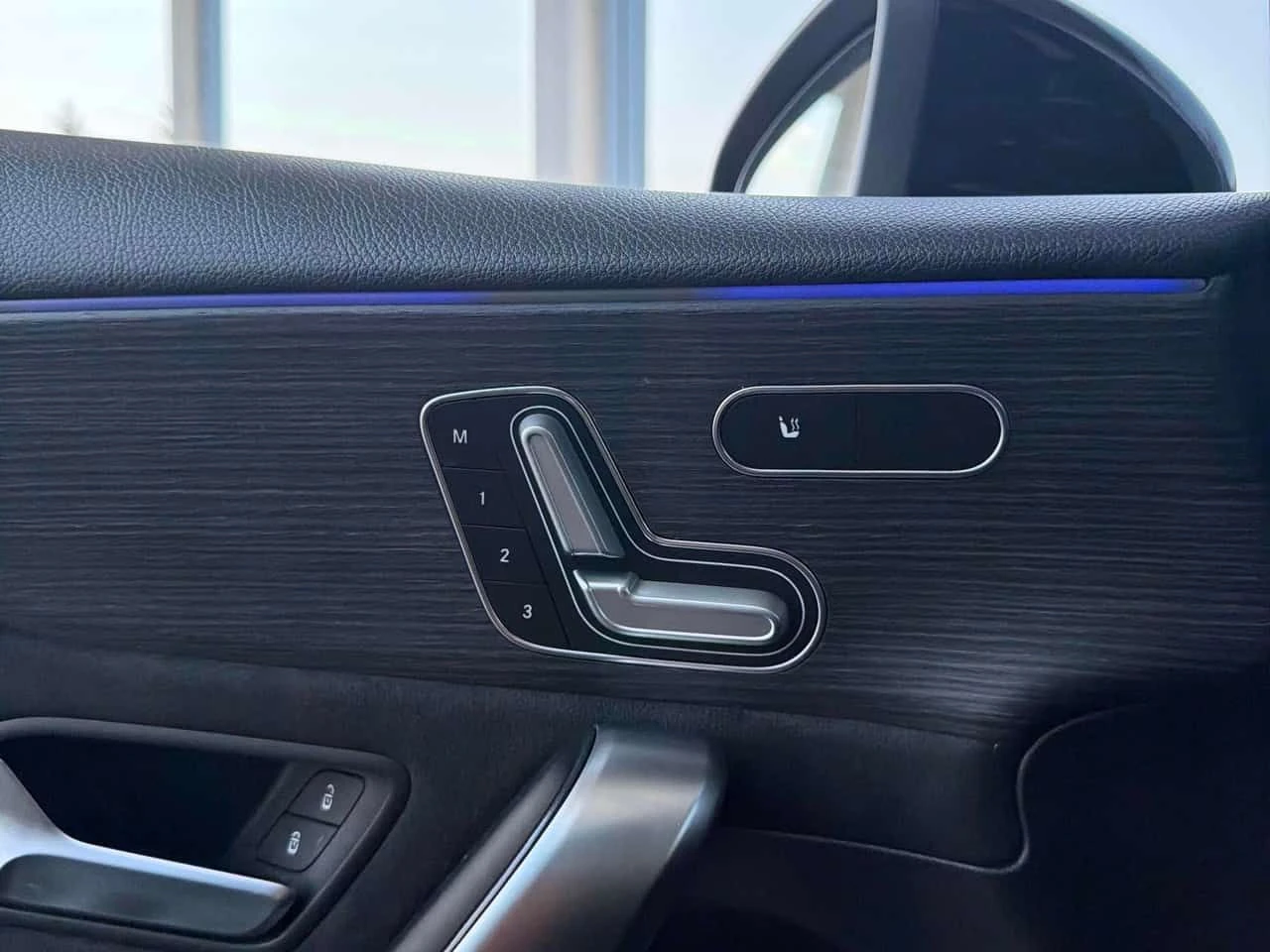 Mercedes-Benz A 220 * АВТОКРЕДИТ * ГЛАВНО ПРЕДСТАВИТЕЛСТВО, снимка 11 - Автомобили и джипове - 55651120