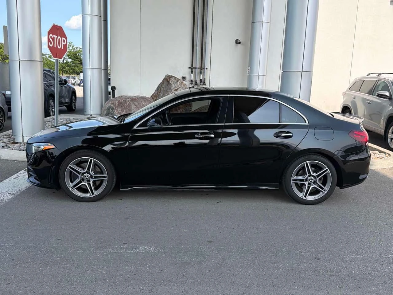 Mercedes-Benz A 220 * АВТОКРЕДИТ * ГЛАВНО ПРЕДСТАВИТЕЛСТВО, снимка 3 - Автомобили и джипове - 55651120